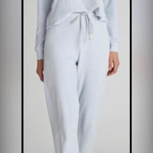 🦊 💋 Wildfox Light Blue Ribbed Jogger Pants EUC super cozy athletic lounge/sleep